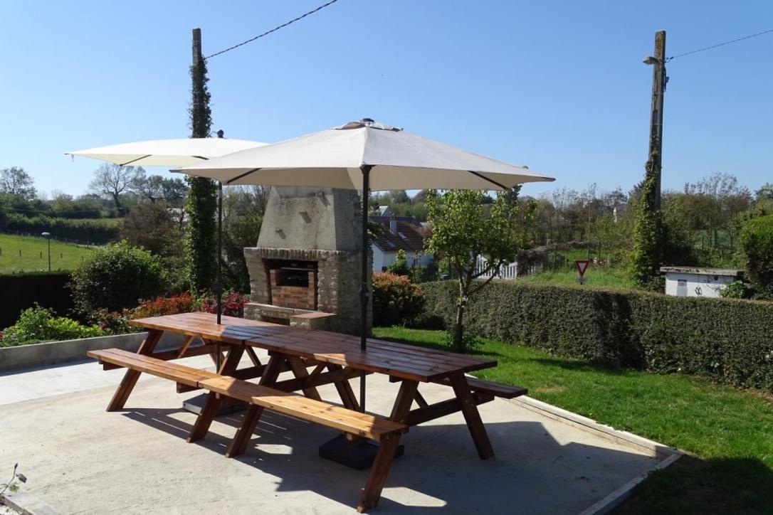 La Maison Blanche Saint-Laurent-sur-Mer Εξωτερικό φωτογραφία