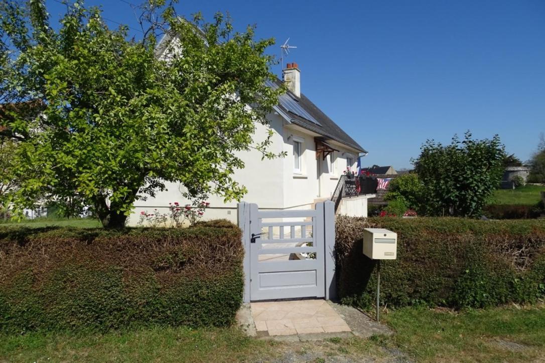 La Maison Blanche Saint-Laurent-sur-Mer Εξωτερικό φωτογραφία